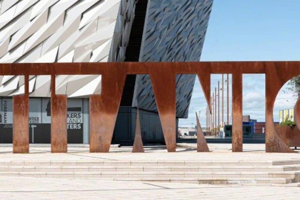 בלפסט Titanic Quarter Apartment מראה חיצוני תמונה